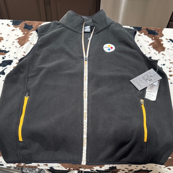 NFL Other - NFL Steelers Black and Yellow Fleece Vest